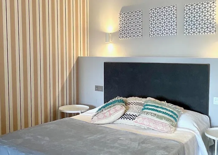 The Cliffs A Ribeira - Polas * Foz